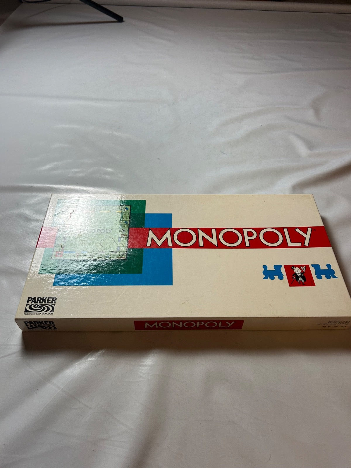 8126685