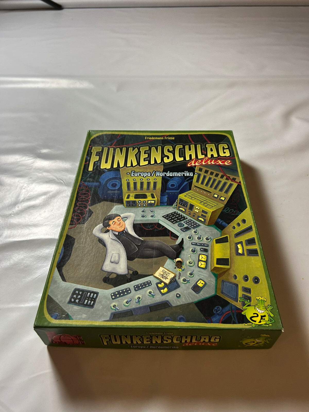 2F - Funkenschlag deluxe: Europa/Nordamerika -Brettspiel - Vollständig - Ansicht 3