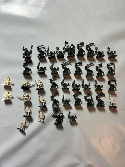 40 x HeroQuest Figuren Miniaturen Kunststoff - Ansicht 2