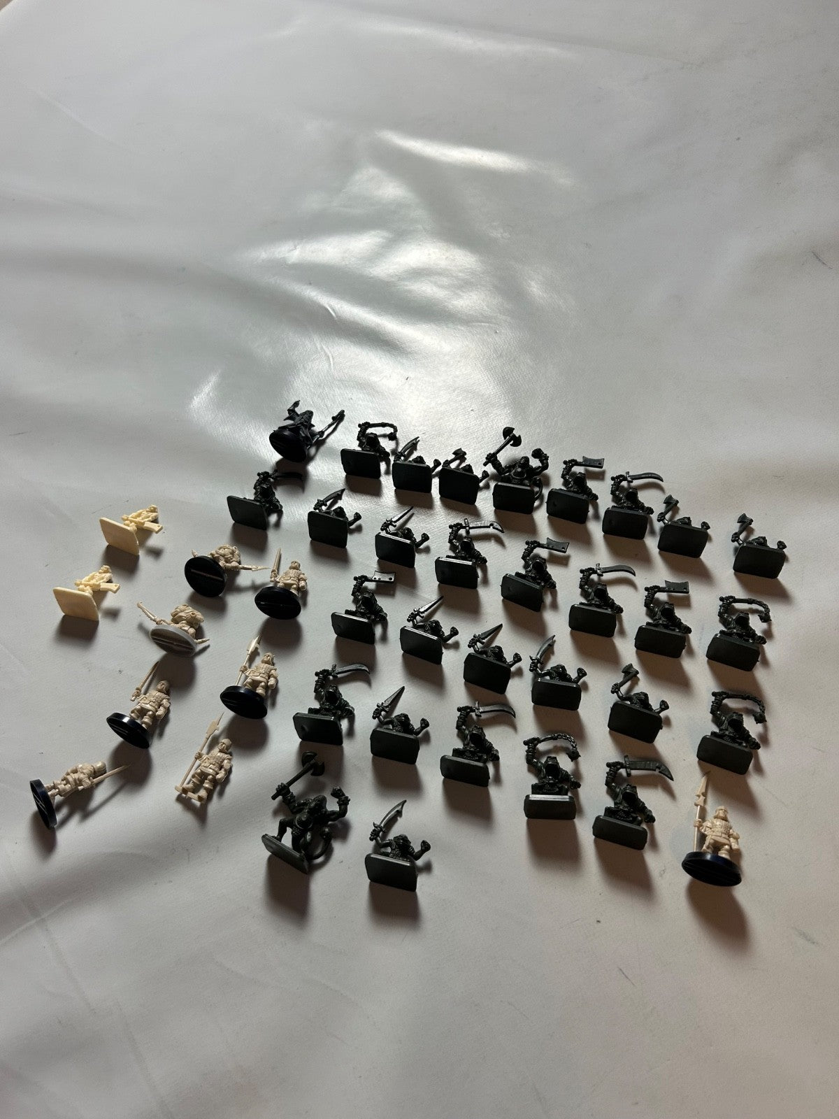 40 x HeroQuest Figuren Miniaturen Kunststoff - Ansicht 4