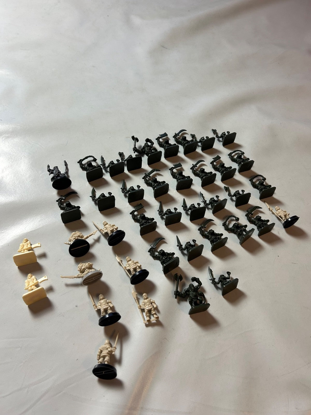 40 x HeroQuest Figuren Miniaturen Kunststoff - Ansicht 5
