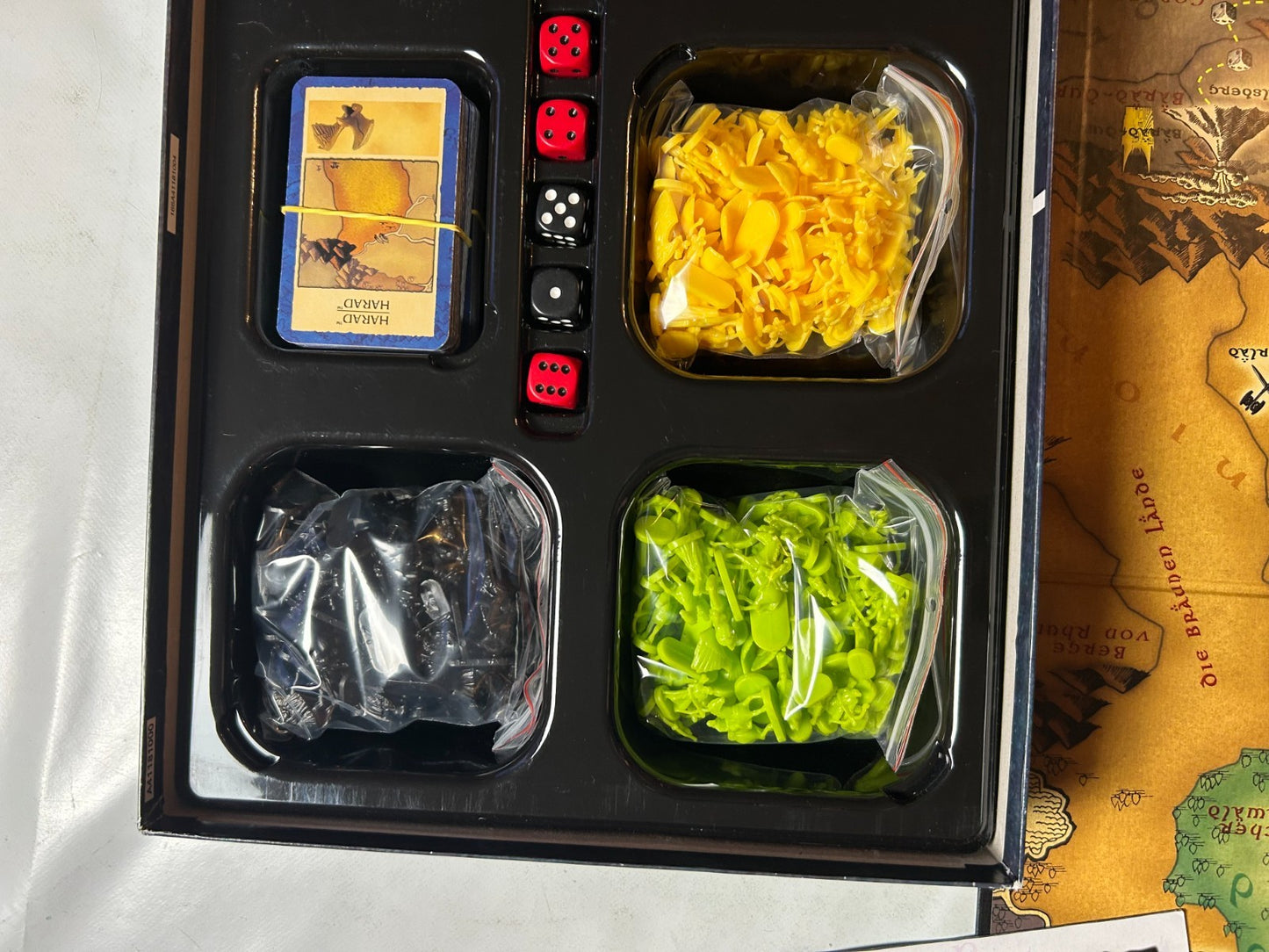 Risiko  Herr der Ringe  Erobere Mittelerde  Hasbro  Vollständig - Ansicht 9