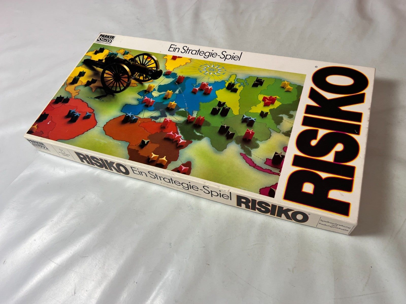 Brettspiel - Risiko - Strategiespiel weiße Ausgabe Parker 1982 - Vollständig - Ansicht 9