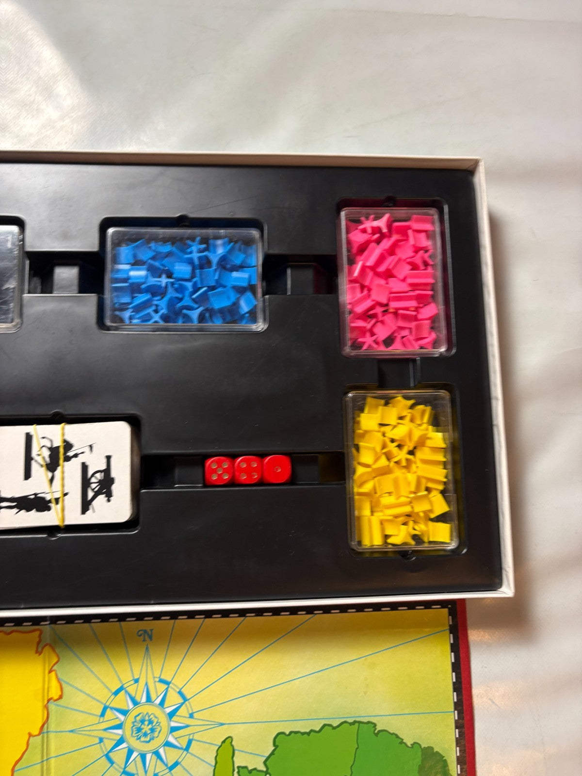 Brettspiel  Risiko  Strategiespiel weiße Ausgabe Parker 1982  Vollständig - Ansicht 9