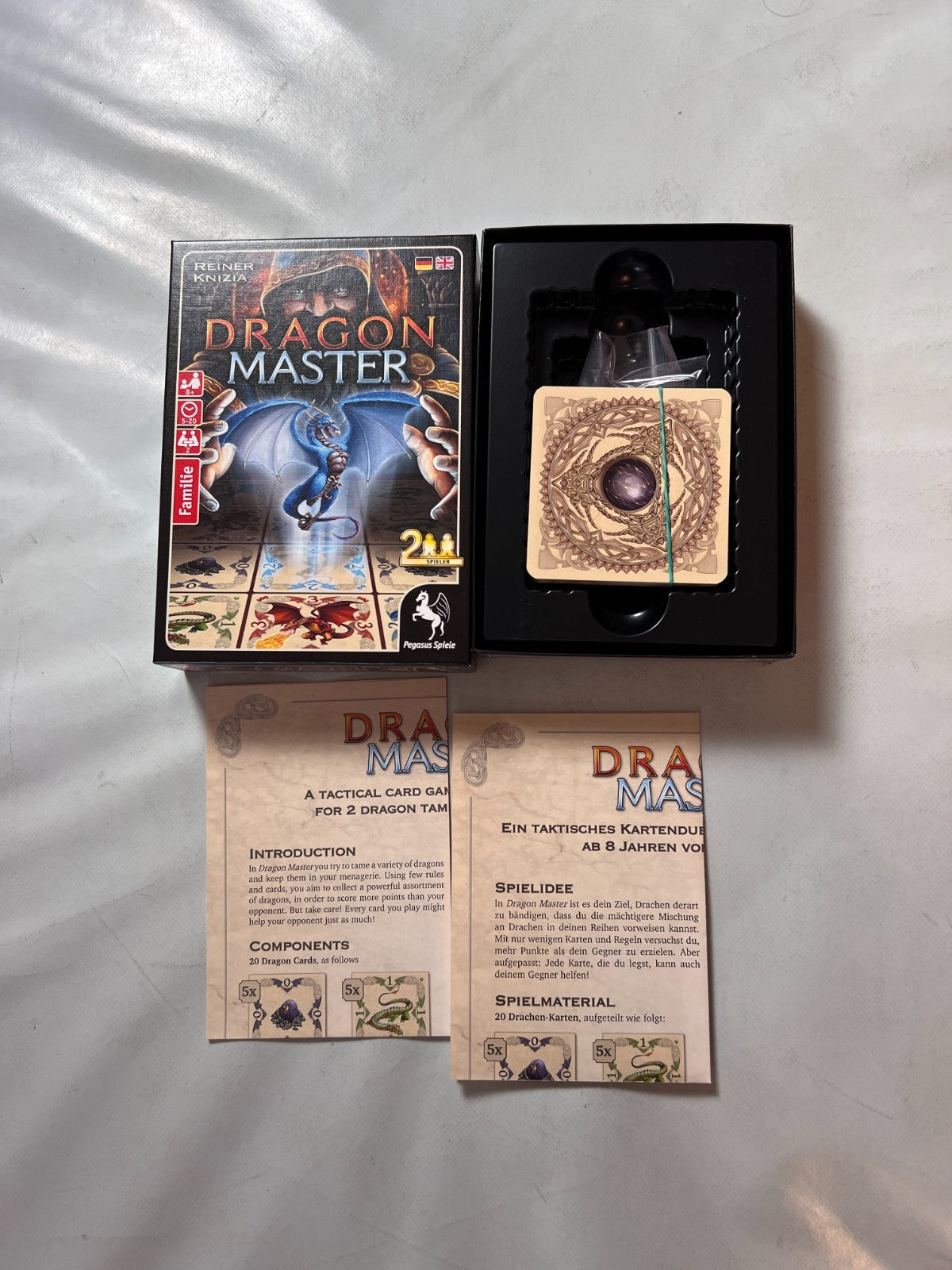 Detailfoto 2 – SKU A13965 – Kartenspiel gebraucht bei Brettspielimperium
