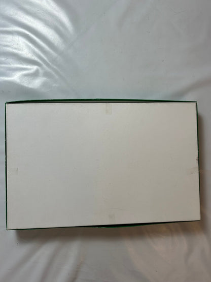 7700568