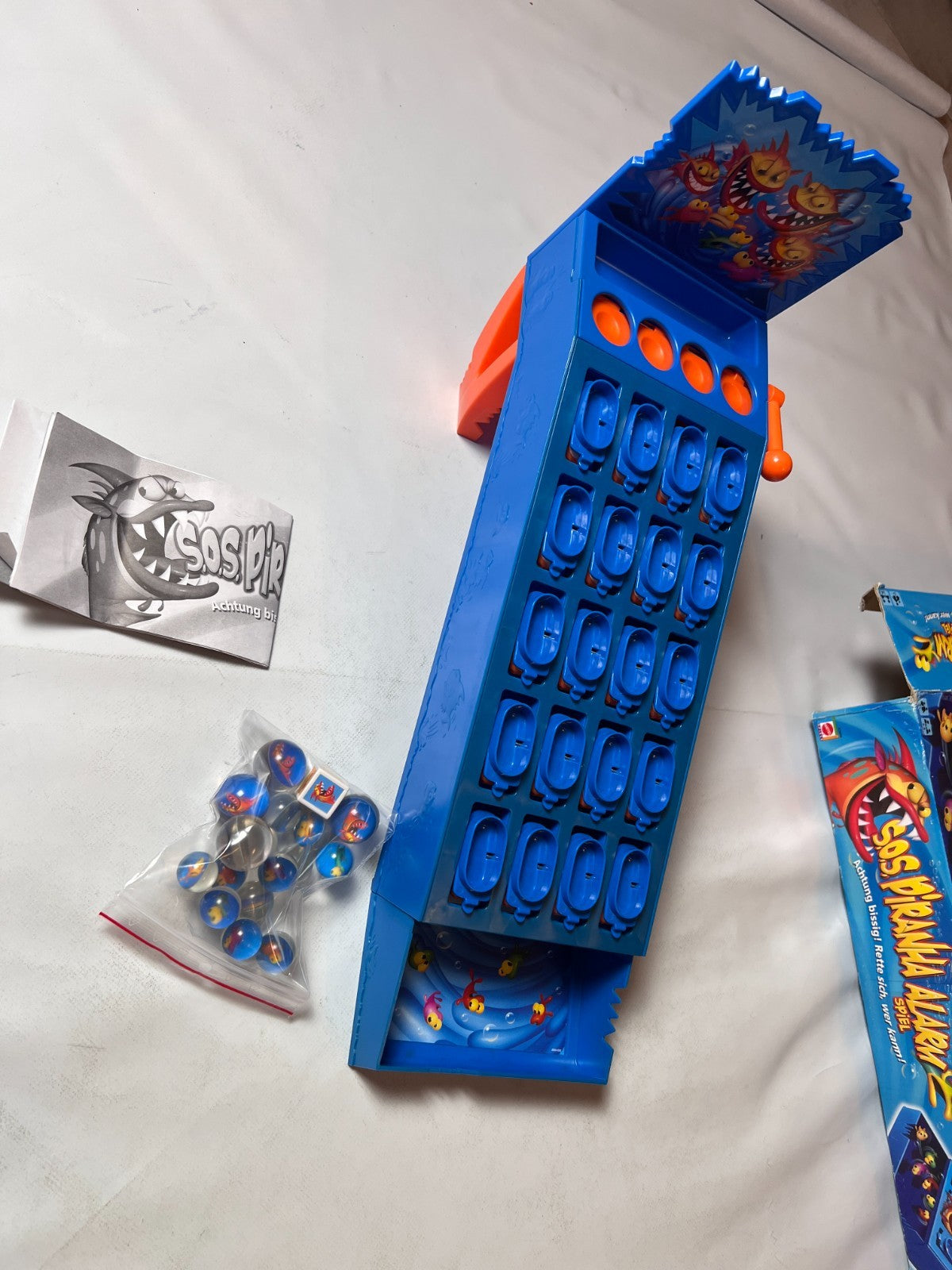 SOS Piranha Alarm  Mattel  Kinderspiel  ab 5 Jahre  Vollständig - Ansicht 3