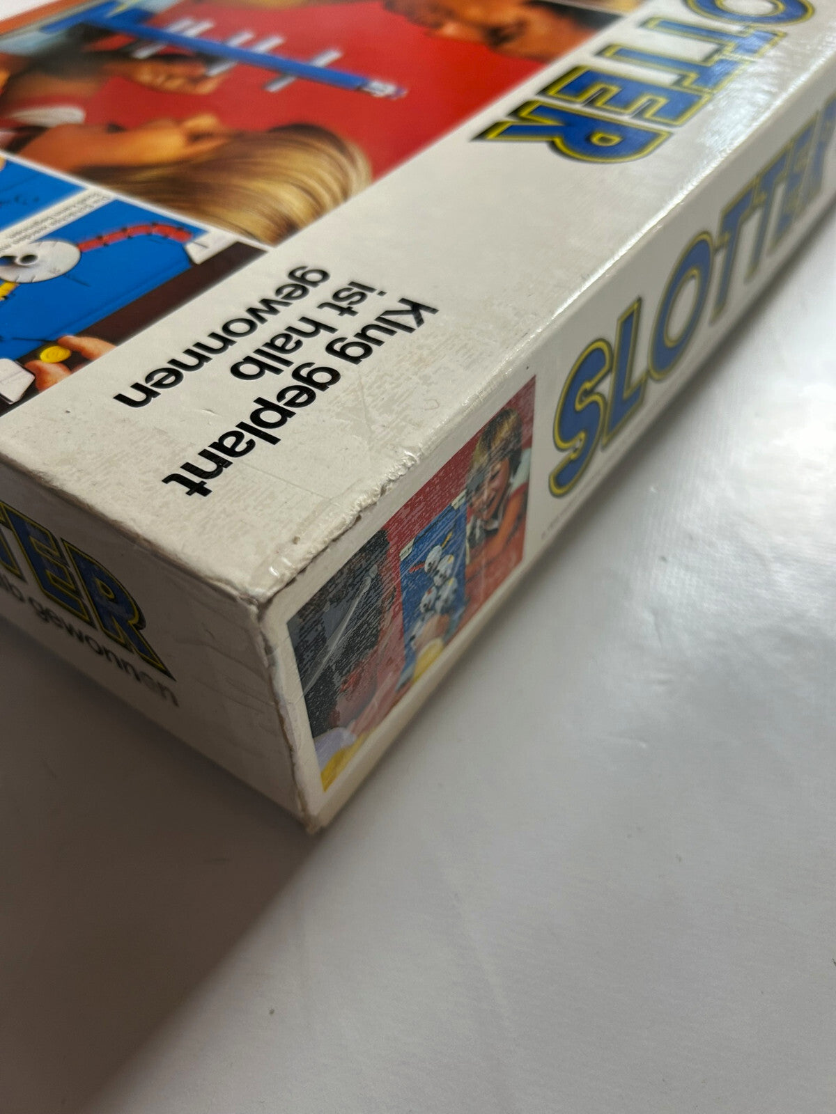 7614886