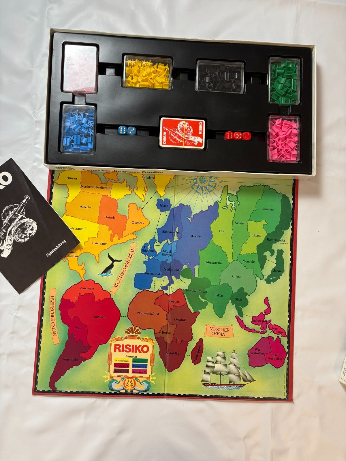 Risiko - Strategiespiel weiß Parker 1982 - Vollständig - Ansicht 9
