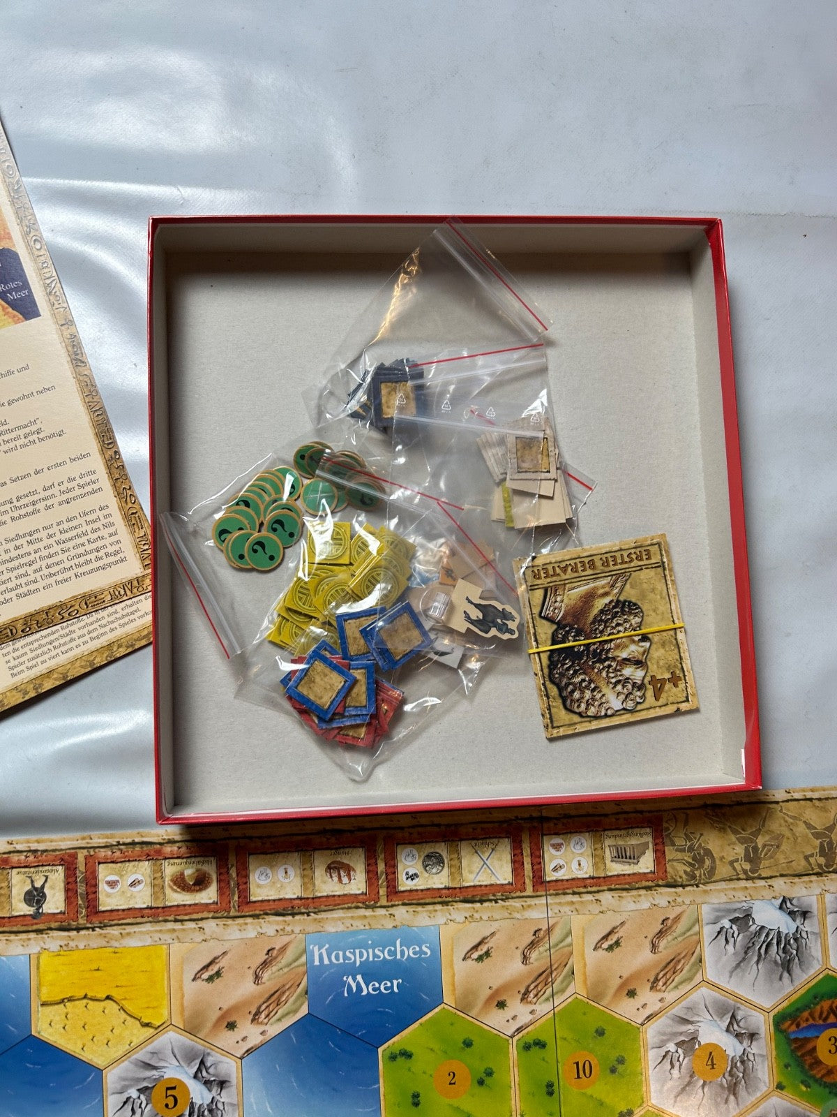 Detailfoto 8 – SKU A11319 – Gesellschaftsspiel gebraucht bei Brettspielimperium