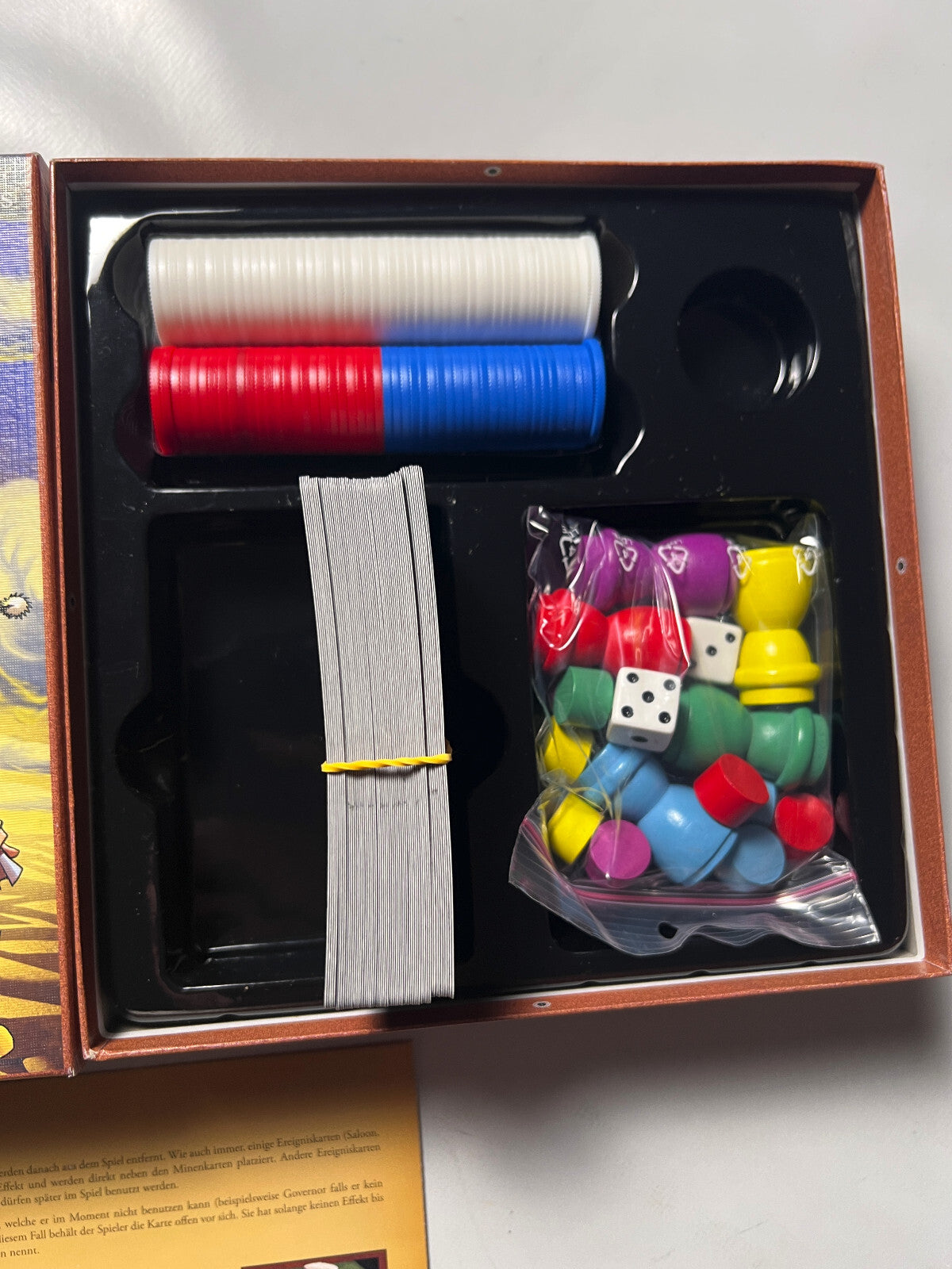Detailfoto 3 – SKU A8132 – Kartenspiel gebraucht bei Brettspielimperium