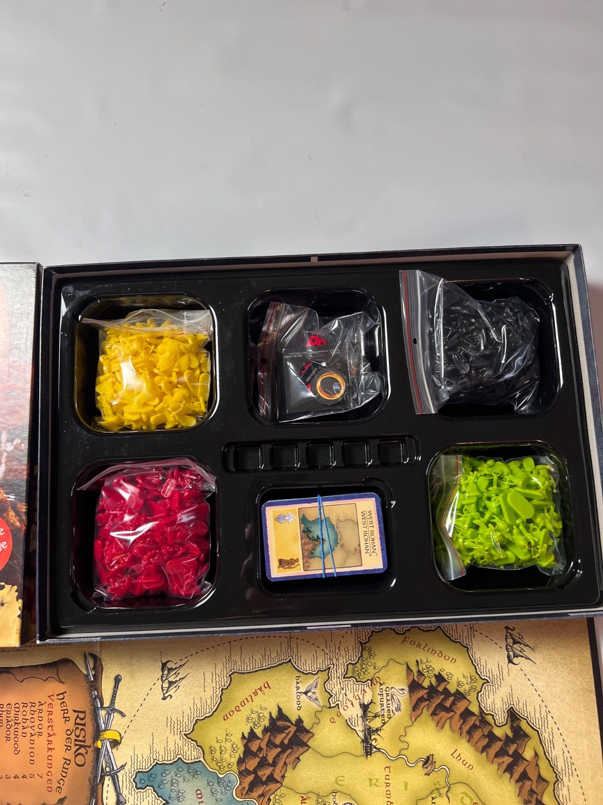 Risiko - Herr der Ringe - Erobere Mittelerde - Hasbro - Vollständig - Ansicht 3