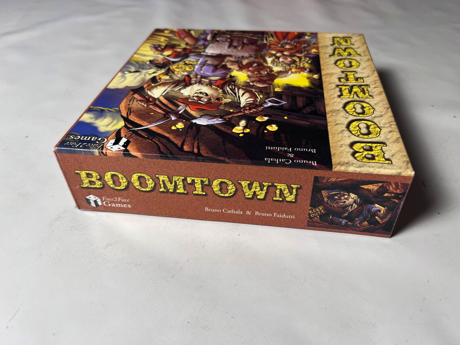 Detailfoto 6 – SKU A8132 – Kartenspiel gebraucht bei Brettspielimperium