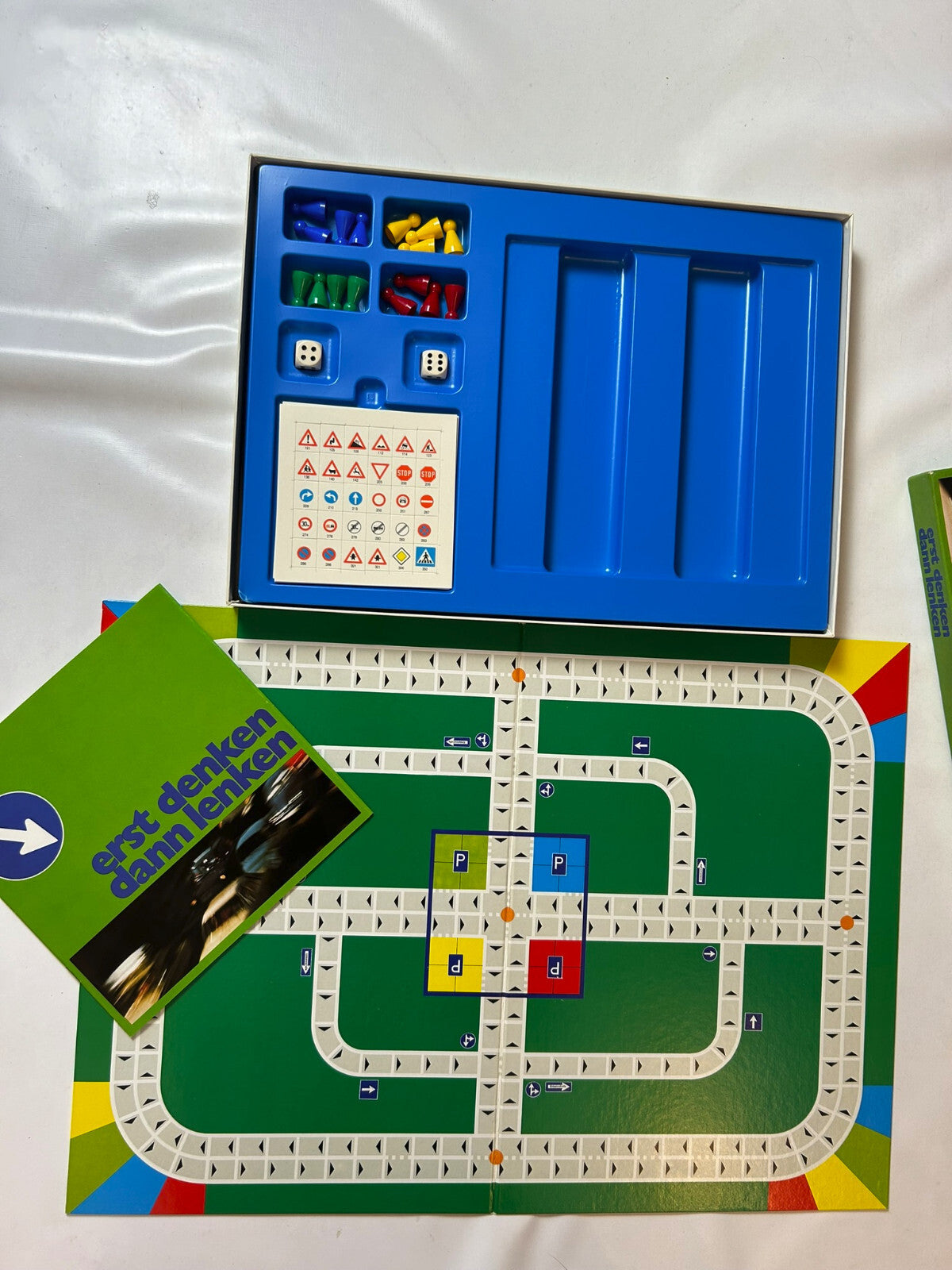 Detailfoto 4 – SKU A6324 – Gesellschaftsspiel gebraucht bei Brettspielimperium