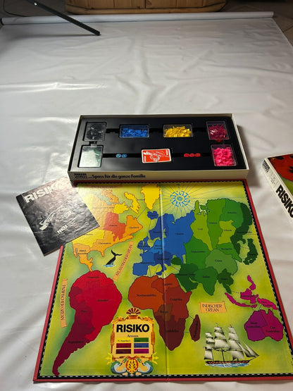 7889097