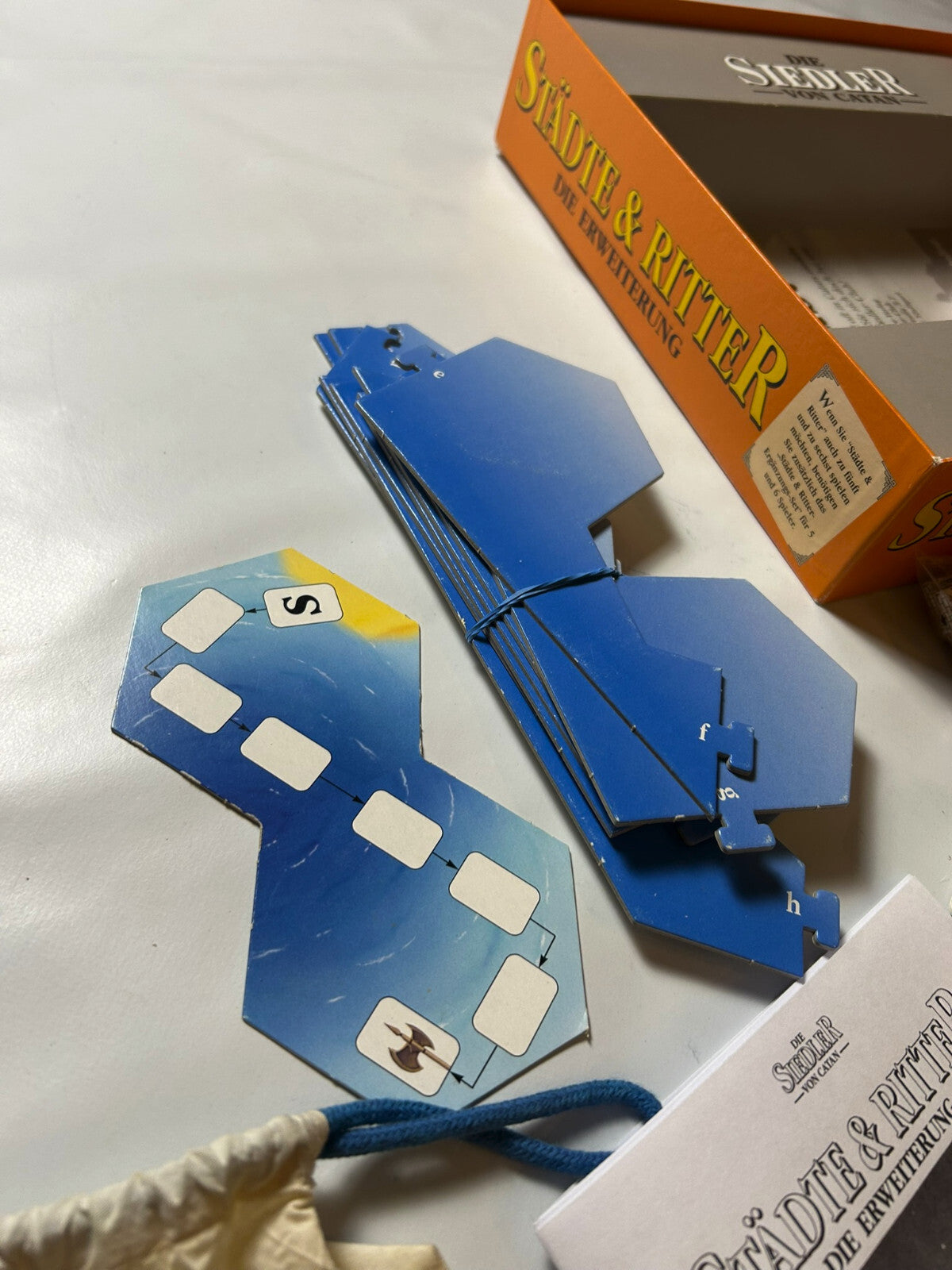 6805786