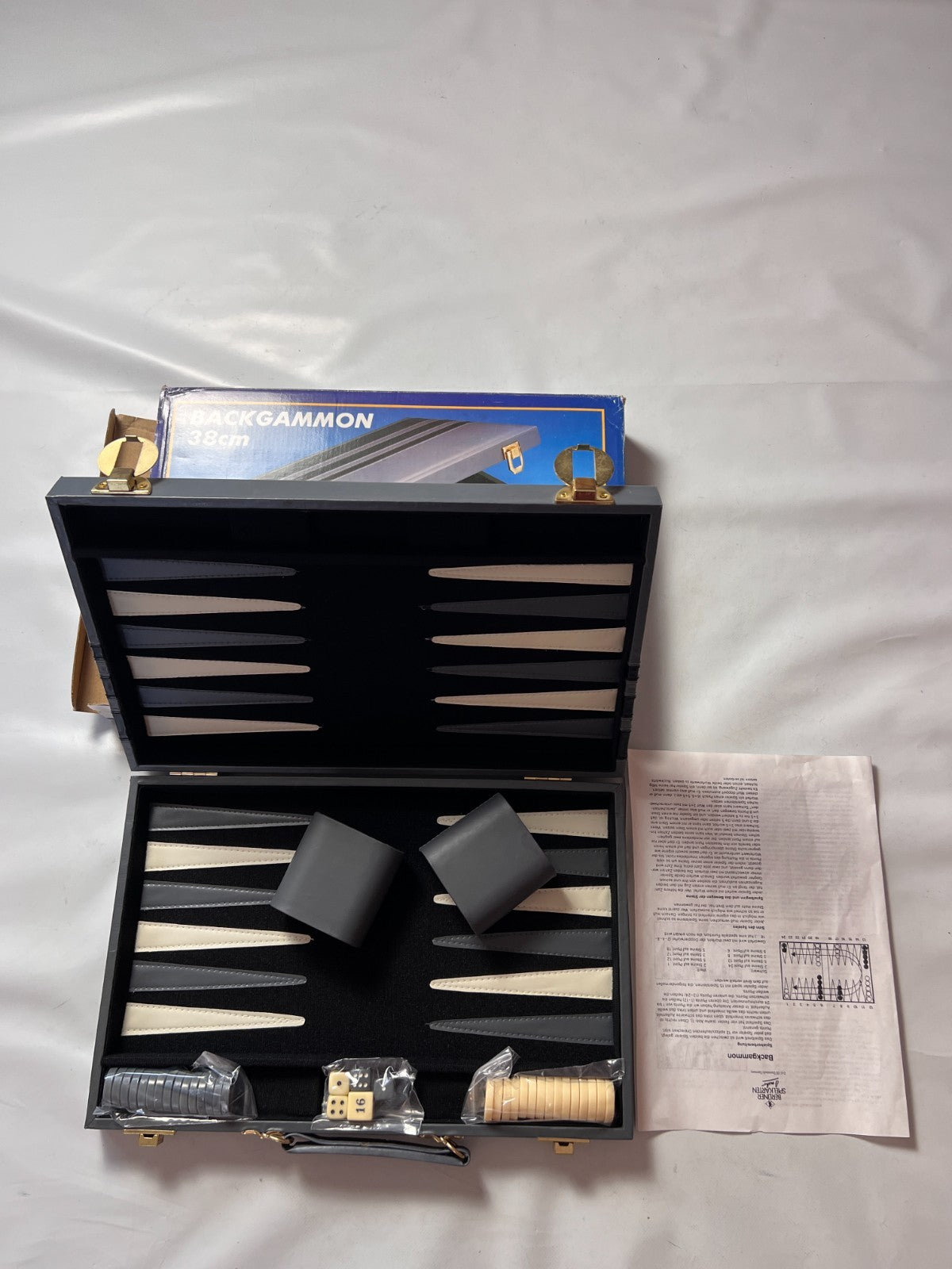 Detailfoto 3 – SKU A10462 – Gesellschaftsspiel gebraucht bei Brettspielimperium