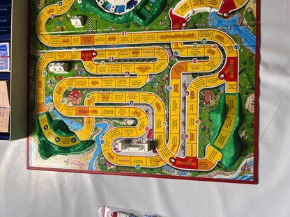 6806136