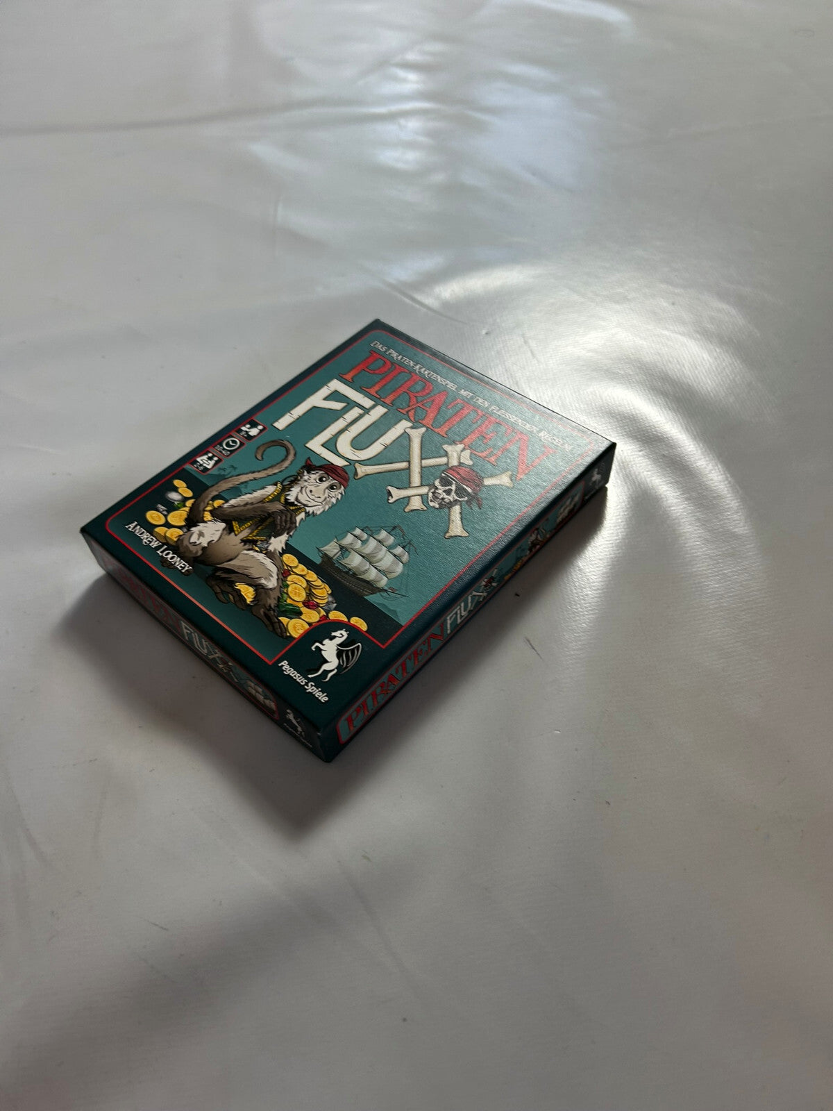 Detailfoto 4 – SKU A8965 – Kartenspiel gebraucht bei Brettspielimperium