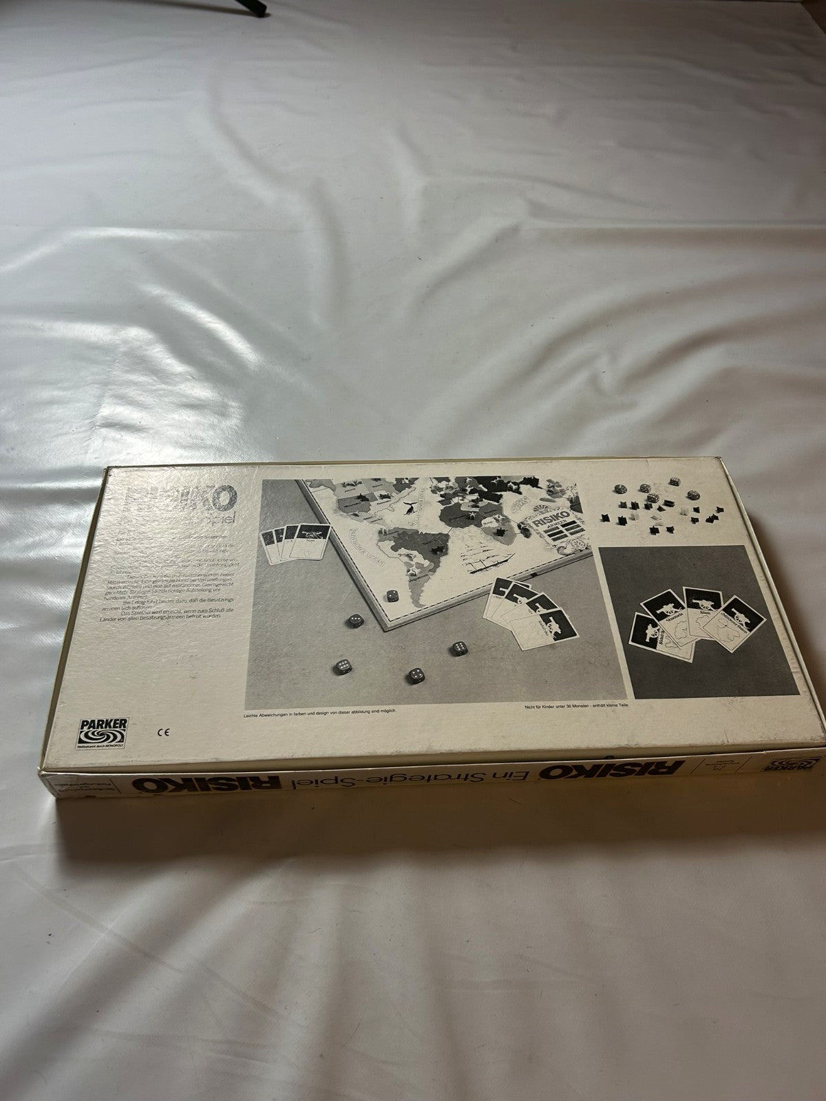 7942095