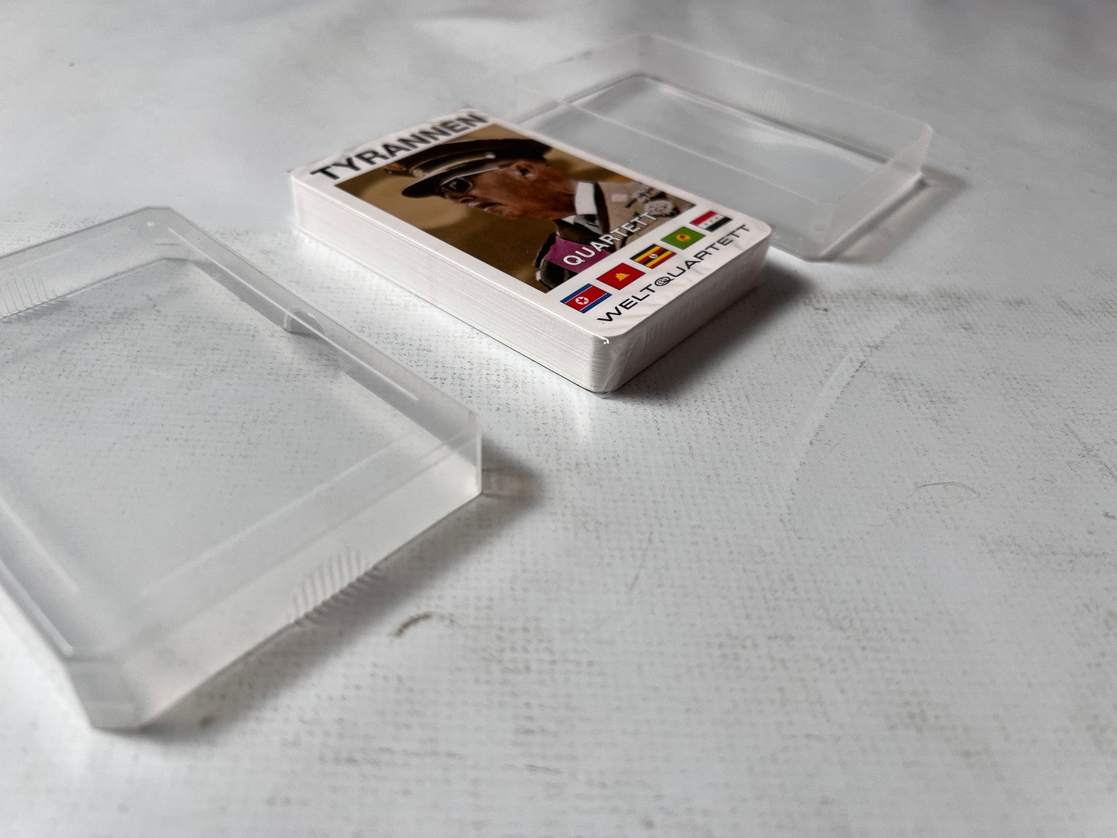 Detailfoto 3 – SKU A10261 – Kartenspiel neu bei Brettspielimperium