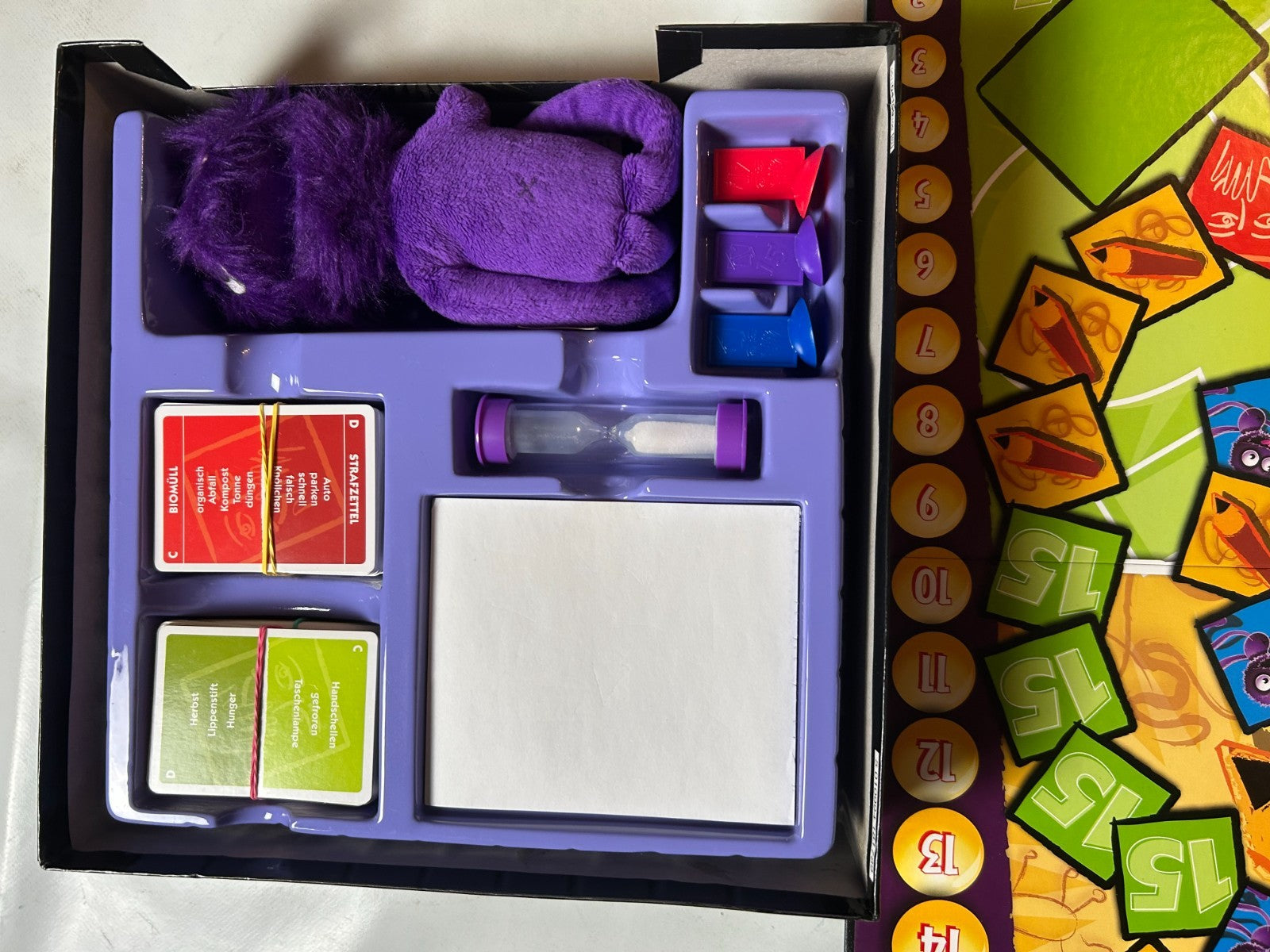 Detailfoto 8 – SKU A12533 – Gesellschaftsspiel gebraucht bei Brettspielimperium