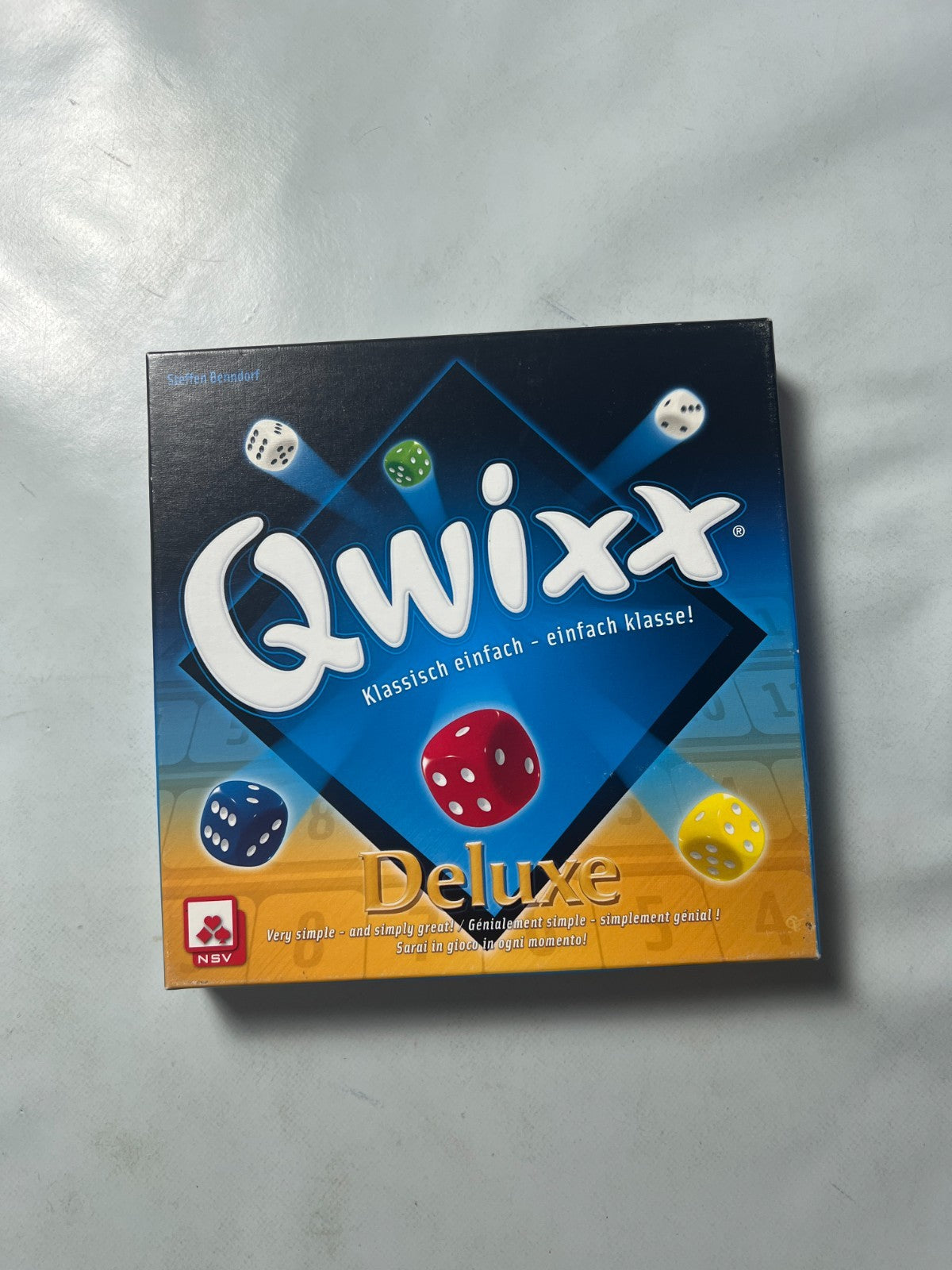 Qwixx Deluxe Gesellschaftsspiel Deutsch NBV  Vollständig - Ansicht 4