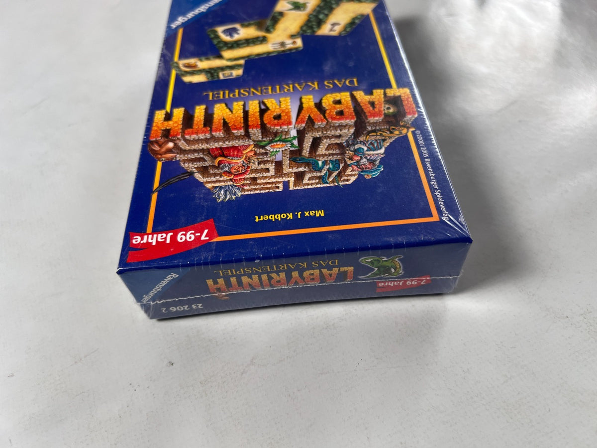 Detailfoto 4 – SKU A13213 – Kartenspiel neu bei Brettspielimperium