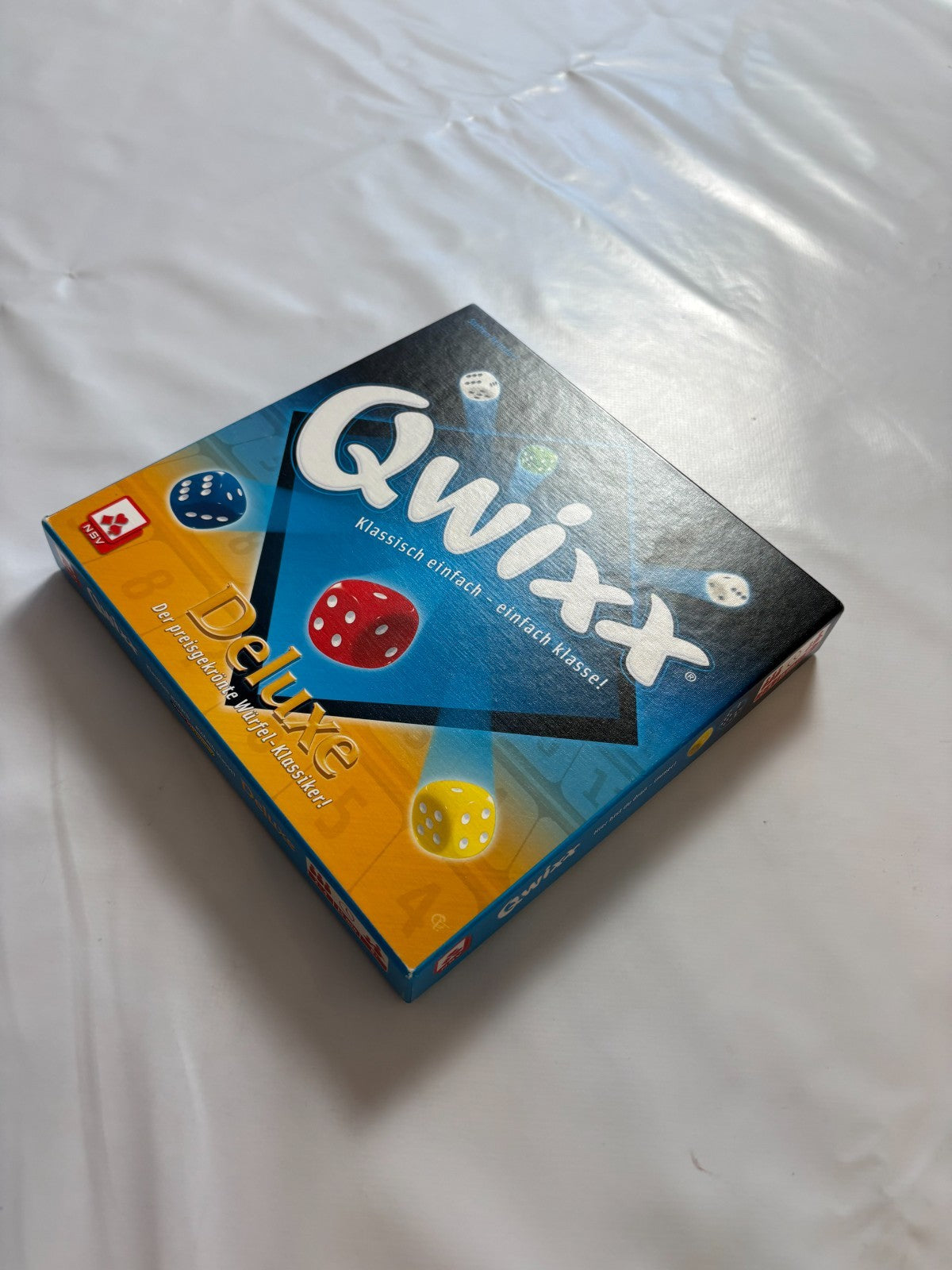 Qwixx Deluxe Gesellschaftsspiel Deutsch NBV - Vollständig - Ansicht 4