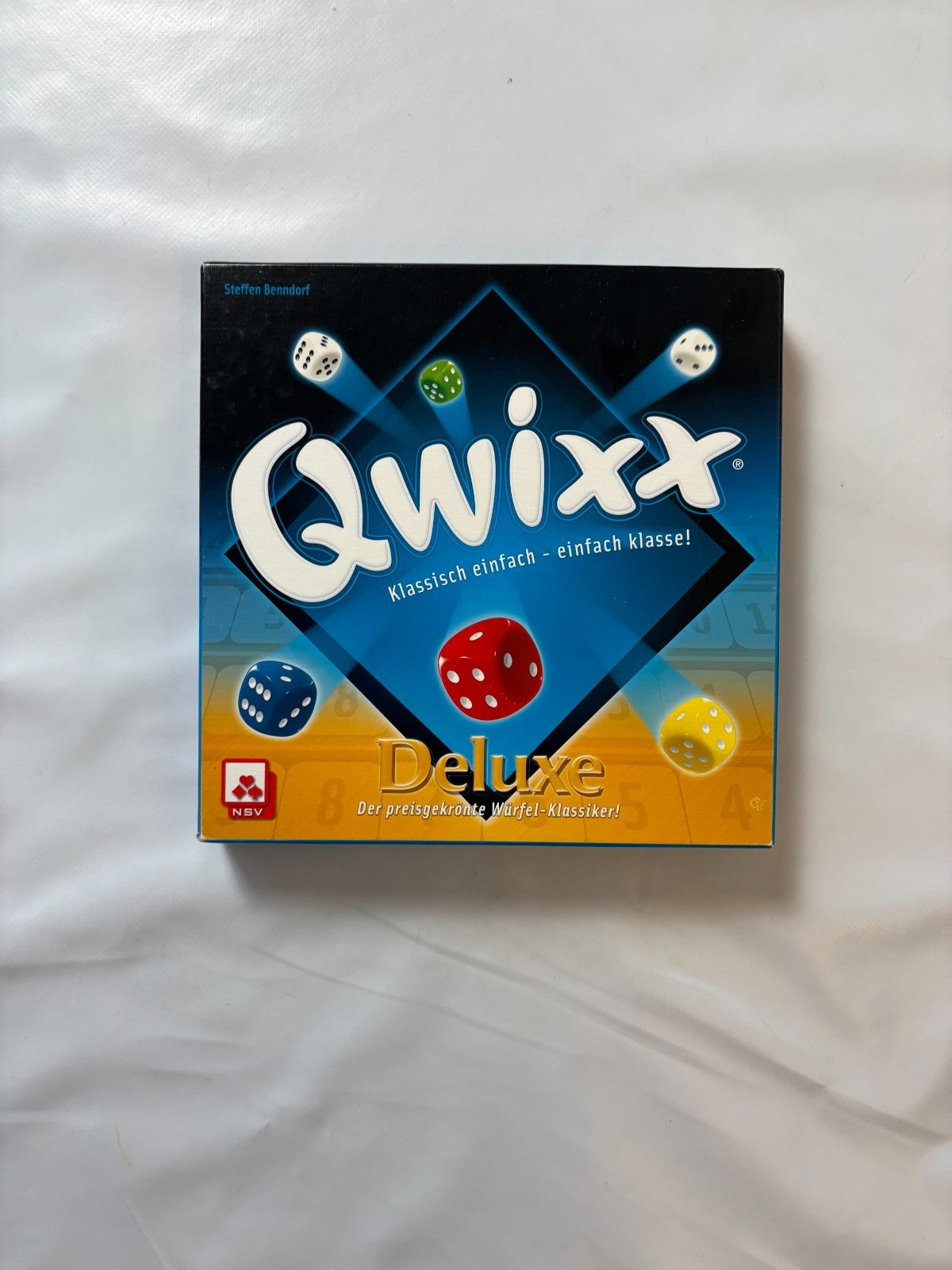 Qwixx Deluxe Gesellschaftsspiel Deutsch NBV - Vollständig - Ansicht 2