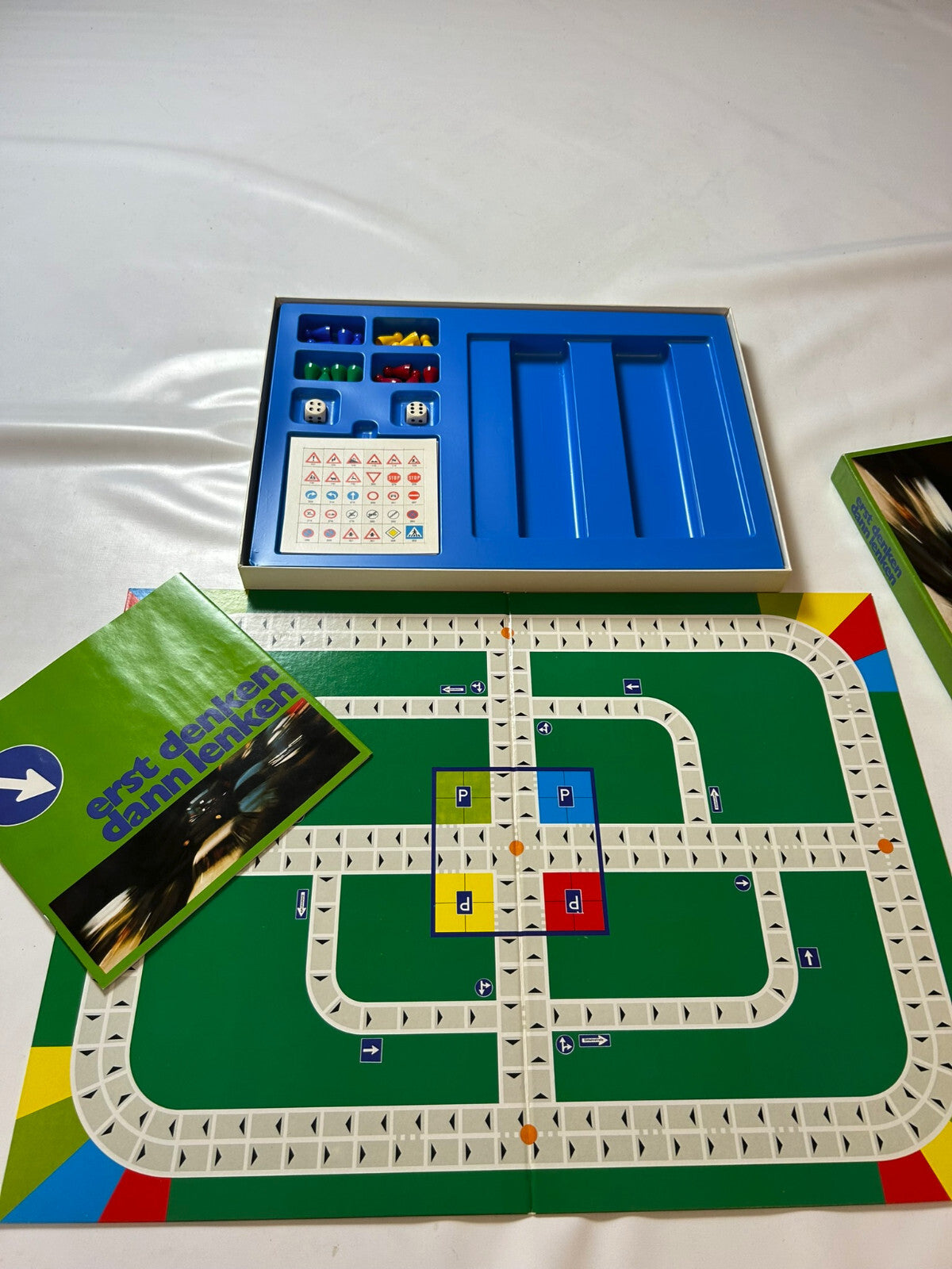Detailfoto 5 – SKU A6324 – Gesellschaftsspiel gebraucht bei Brettspielimperium