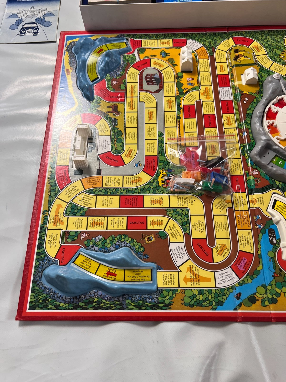 Spiel des Lebens MB 1984 Spiel blaue Ausgabe Brettspiel 2 Fahnen Vollständig - Ansicht 4