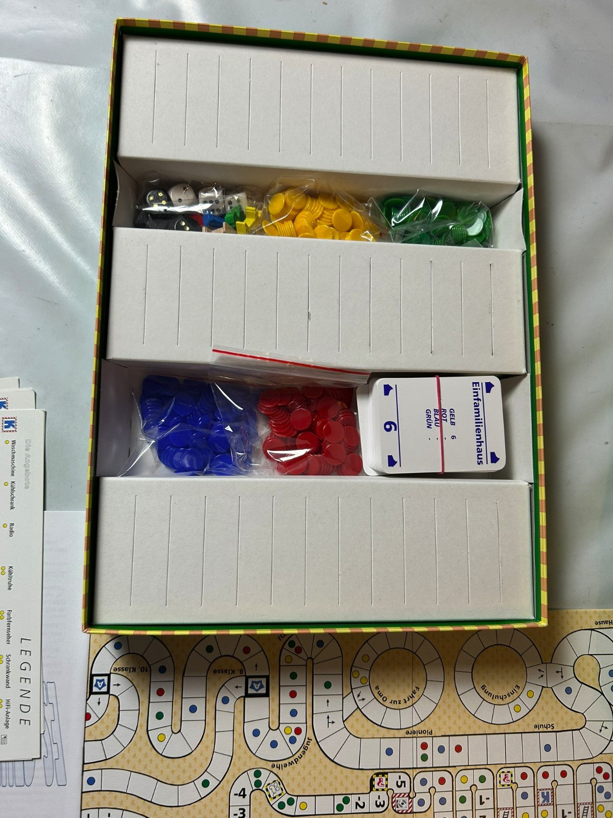 Detailfoto 8 – SKU A9569 – Gesellschaftsspiel gebraucht bei Brettspielimperium