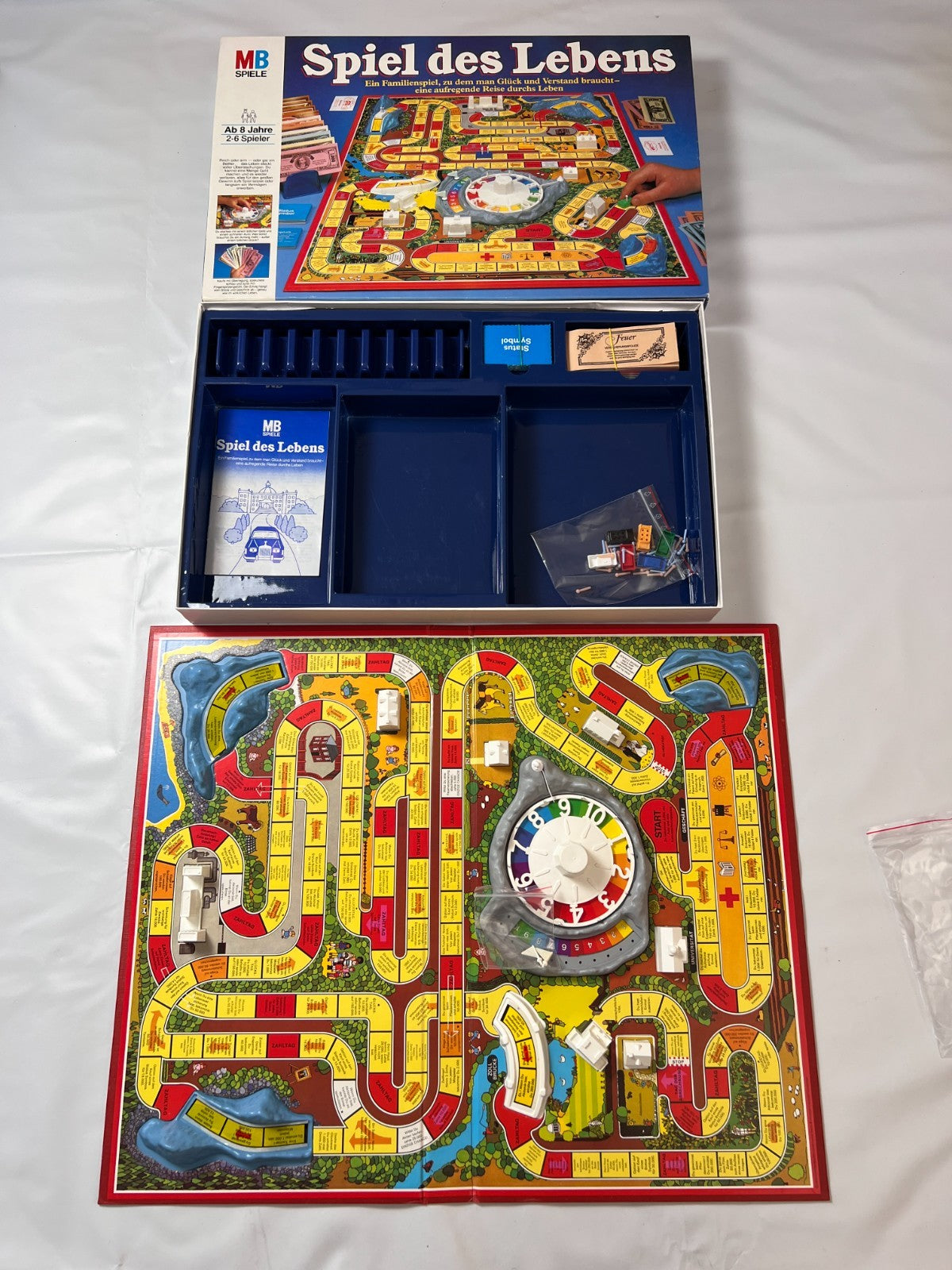 Spiel des Lebens MB 1984 Spiel blaue Ausgabe Brettspiel 2 Fahnen Vollständig - Ansicht 2