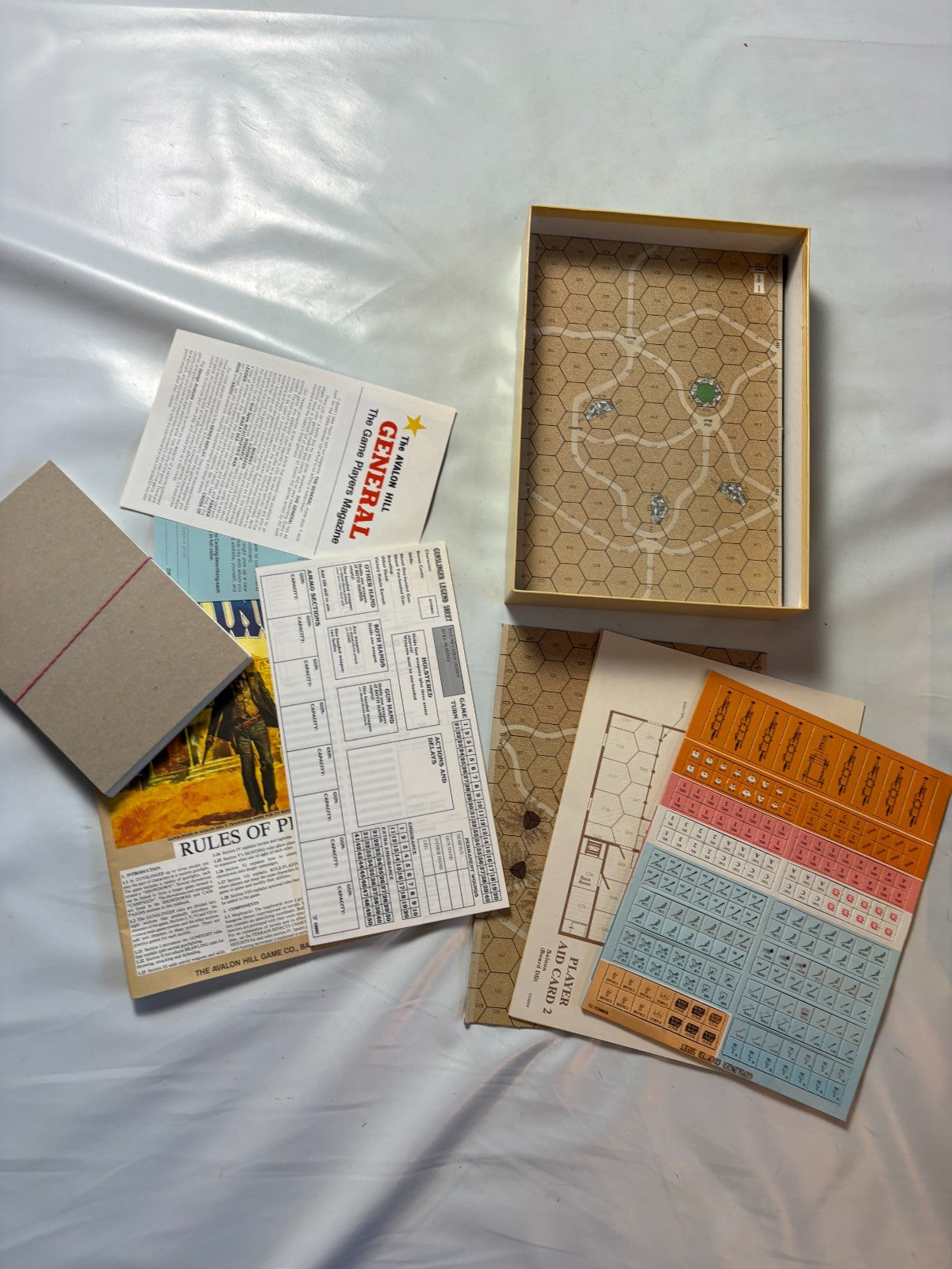 Detailfoto 6 – SKU A13714 – Gesellschaftsspiel gebraucht bei Brettspielimperium
