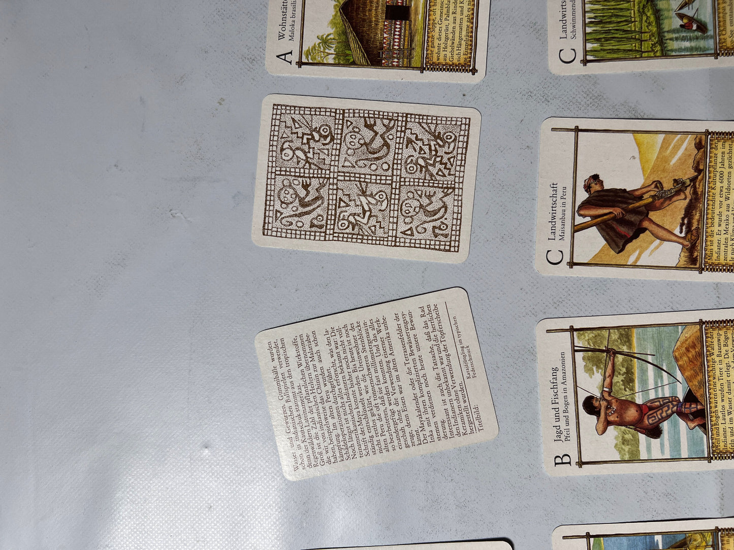 Detailfoto 6 – SKU A8198 – Kartenspiel gebraucht bei Brettspielimperium