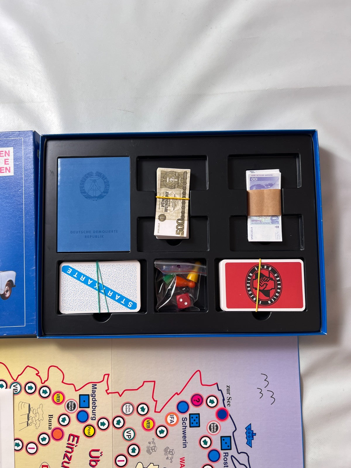 Überholen ohne Einzuholen  DDR Spiel 1995  Buschfunk  Vollständig - Ansicht 3