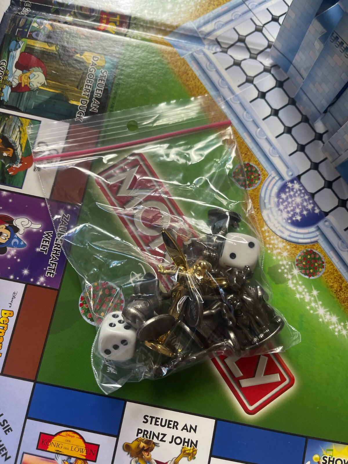 6805489
