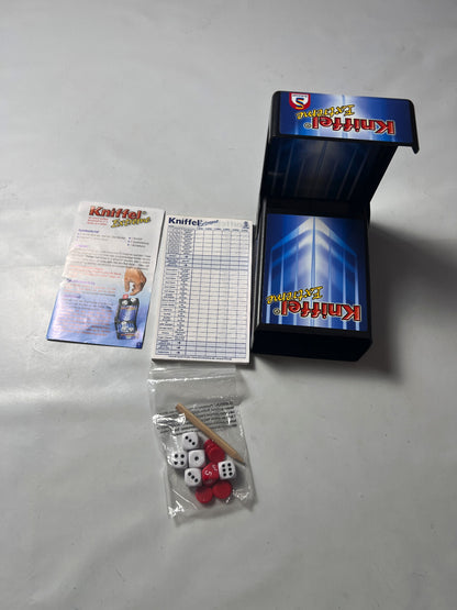Detailfoto 2 – SKU A8357 – Würfelspiel gebraucht bei Brettspielimperium