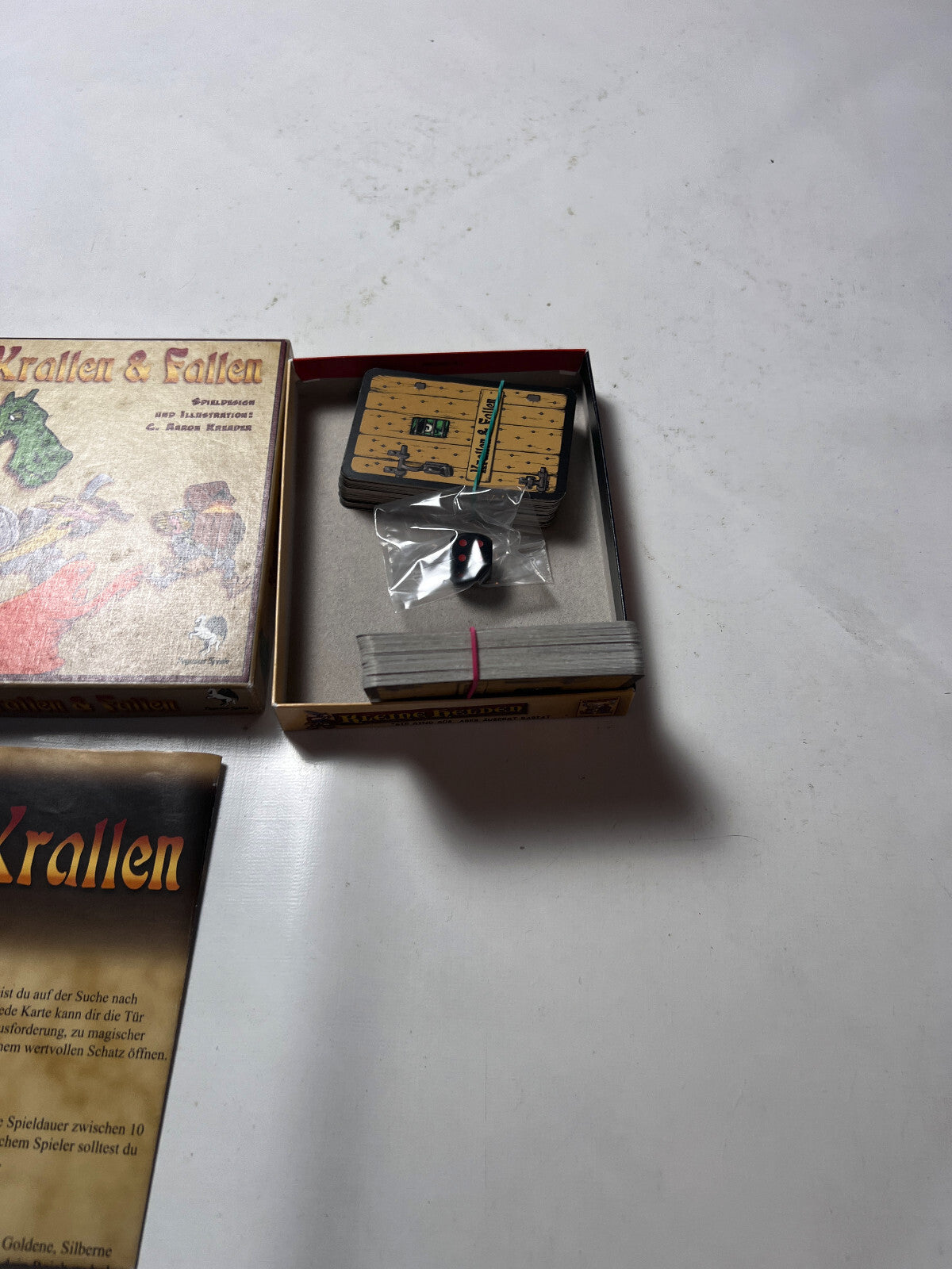 Detailfoto 4 – SKU A6635 – Kartenspiel gebraucht bei Brettspielimperium