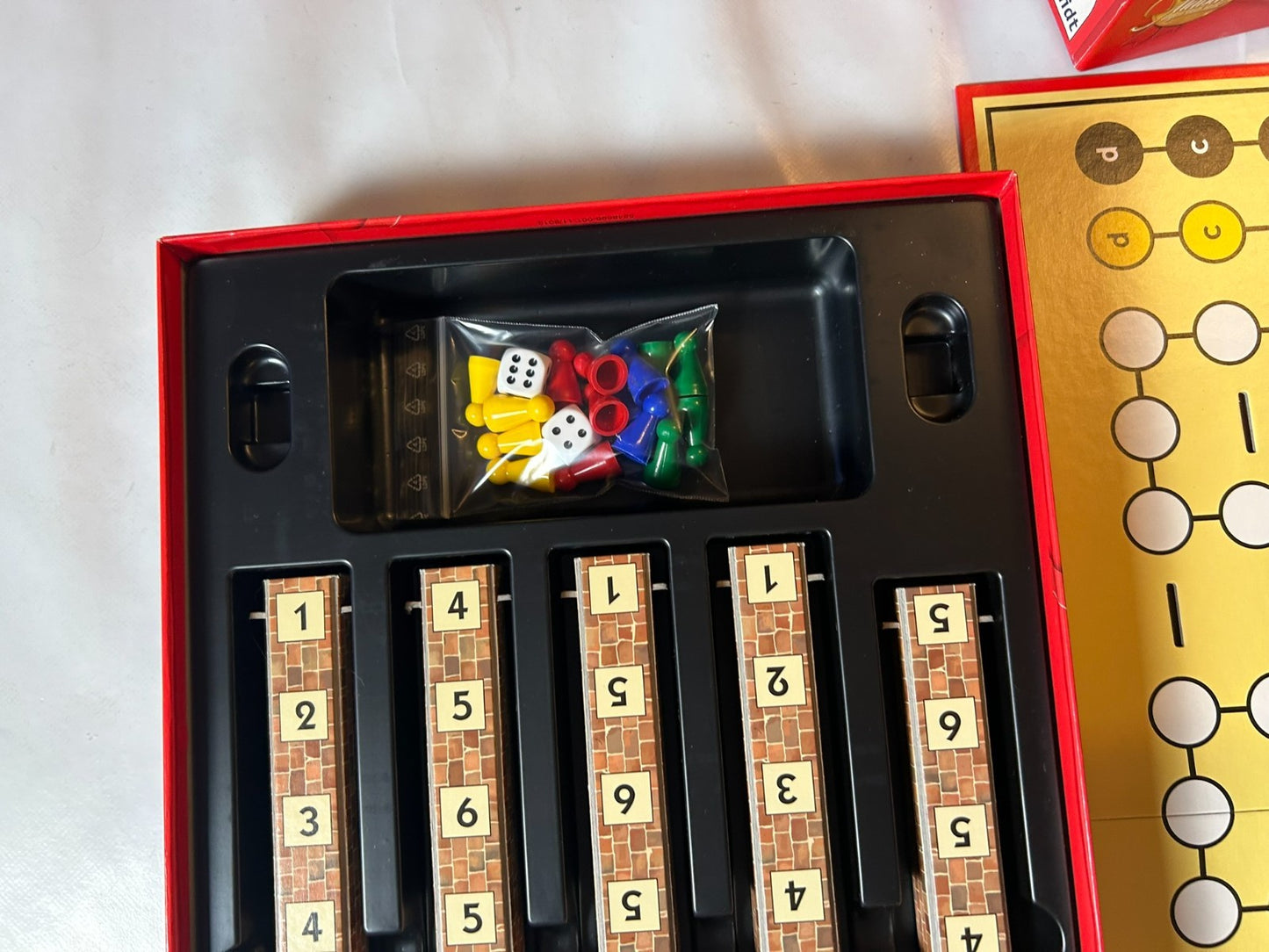 Detailfoto 9 – SKU A10633 – Gesellschaftsspiel gebraucht bei Brettspielimperium