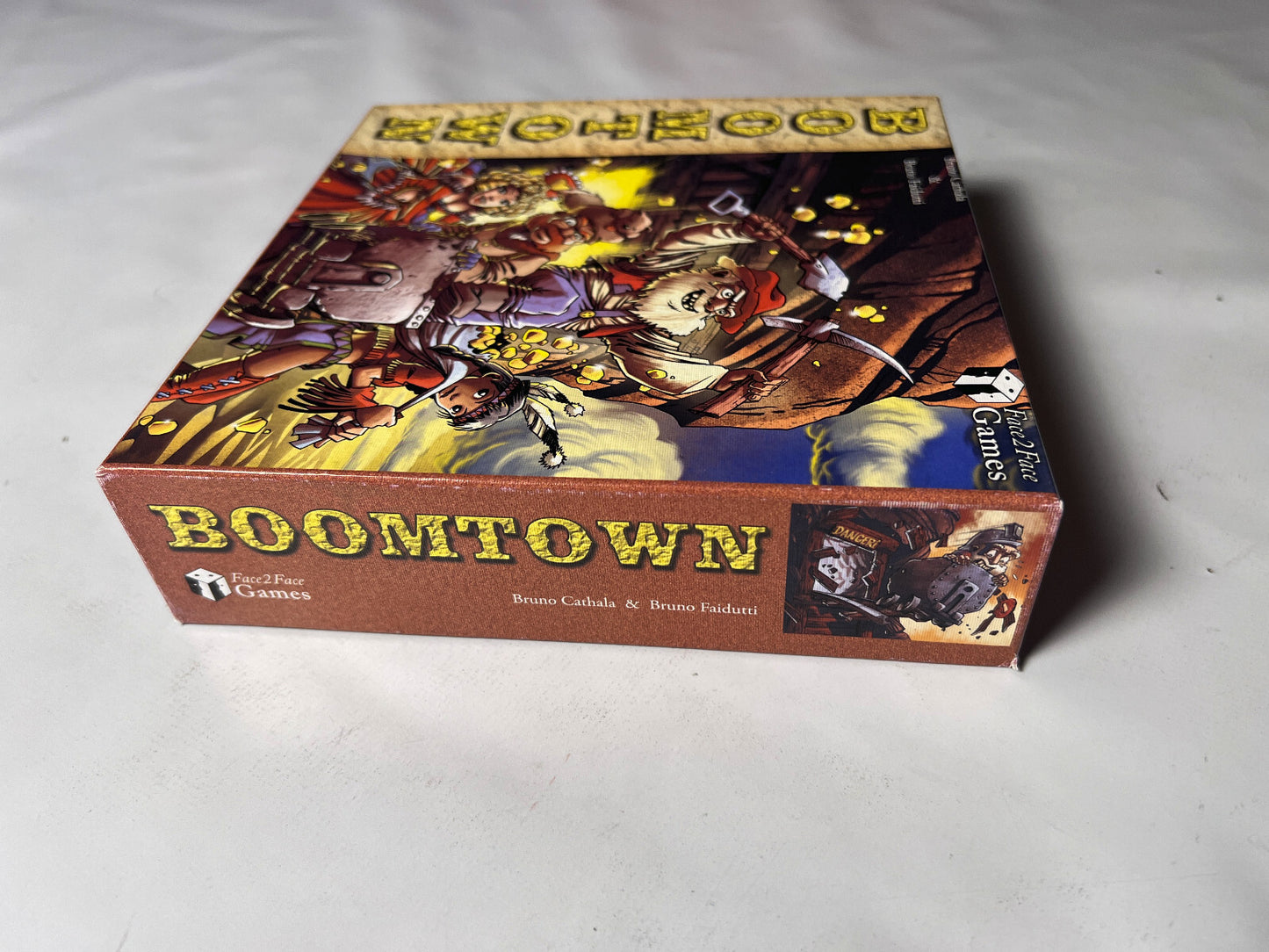 Detailfoto 7 – SKU A8132 – Kartenspiel gebraucht bei Brettspielimperium