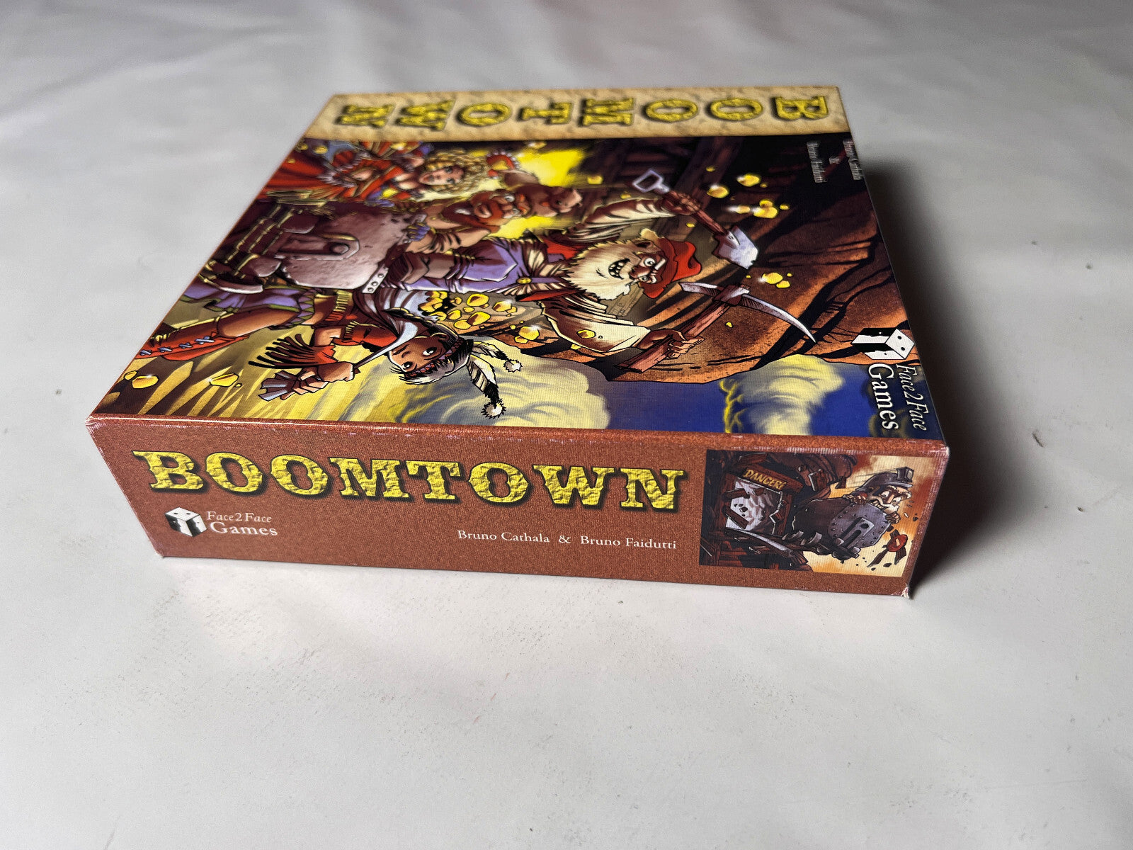 Detailfoto 7 – SKU A8132 – Kartenspiel gebraucht bei Brettspielimperium