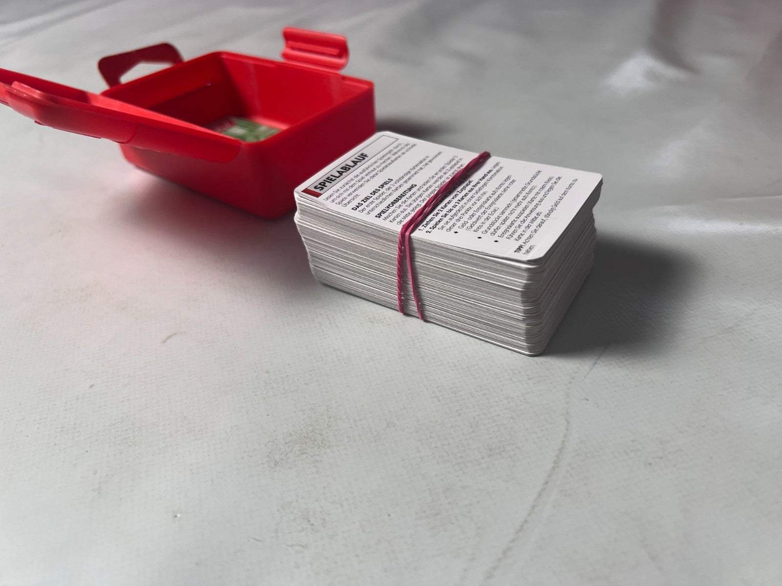 Detailfoto 3 – SKU A12930 – Kartenspiel gebraucht bei Brettspielimperium