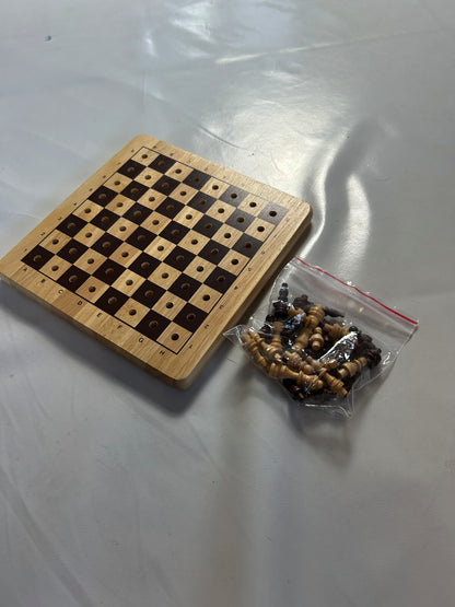7487639