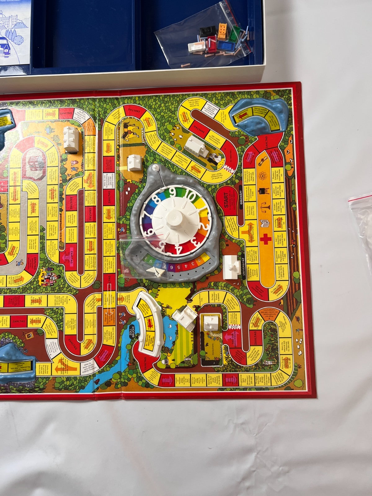 Spiel des Lebens MB 1984 Spiel blaue Ausgabe Brettspiel 2 Fahnen Vollständig - Ansicht 5