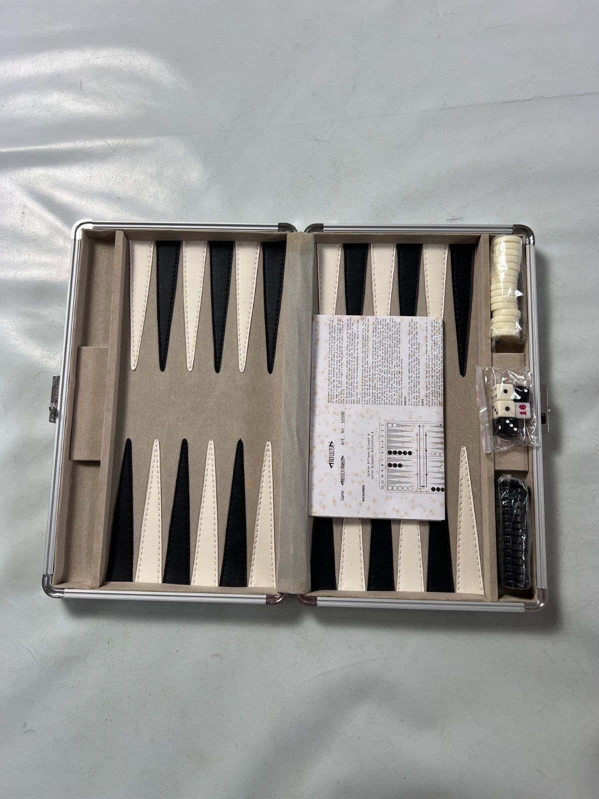 Detailfoto 2 – SKU A13298 – Gesellschaftsspiel gebraucht bei Brettspielimperium