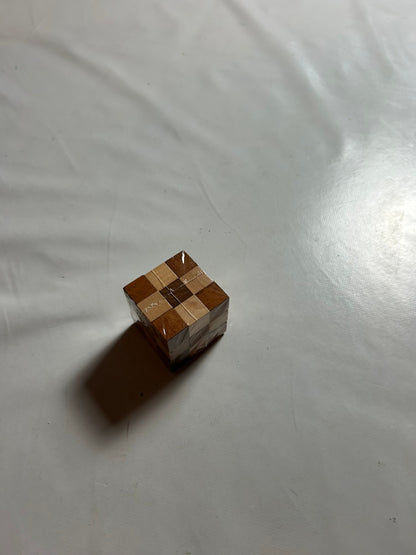 7747303