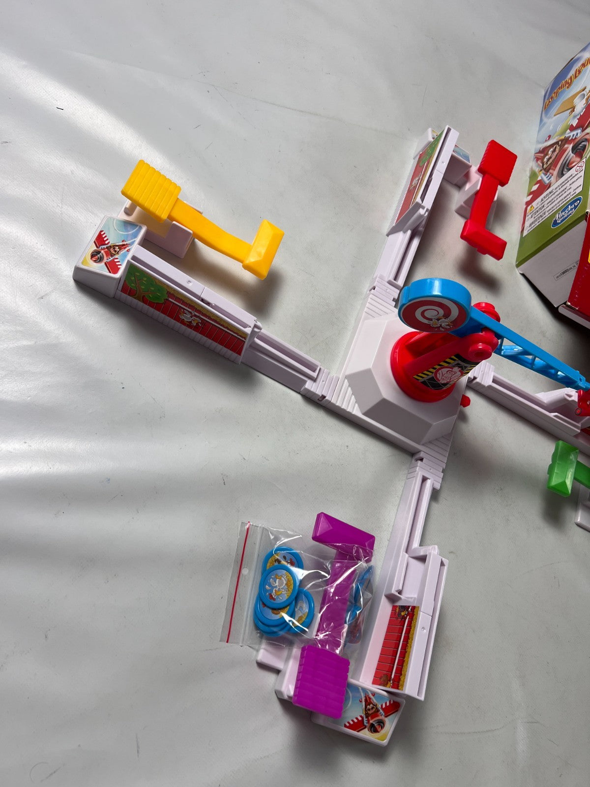 Brettspiel  Looping Louie  Hasbro  getestet vollständig - Ansicht 4