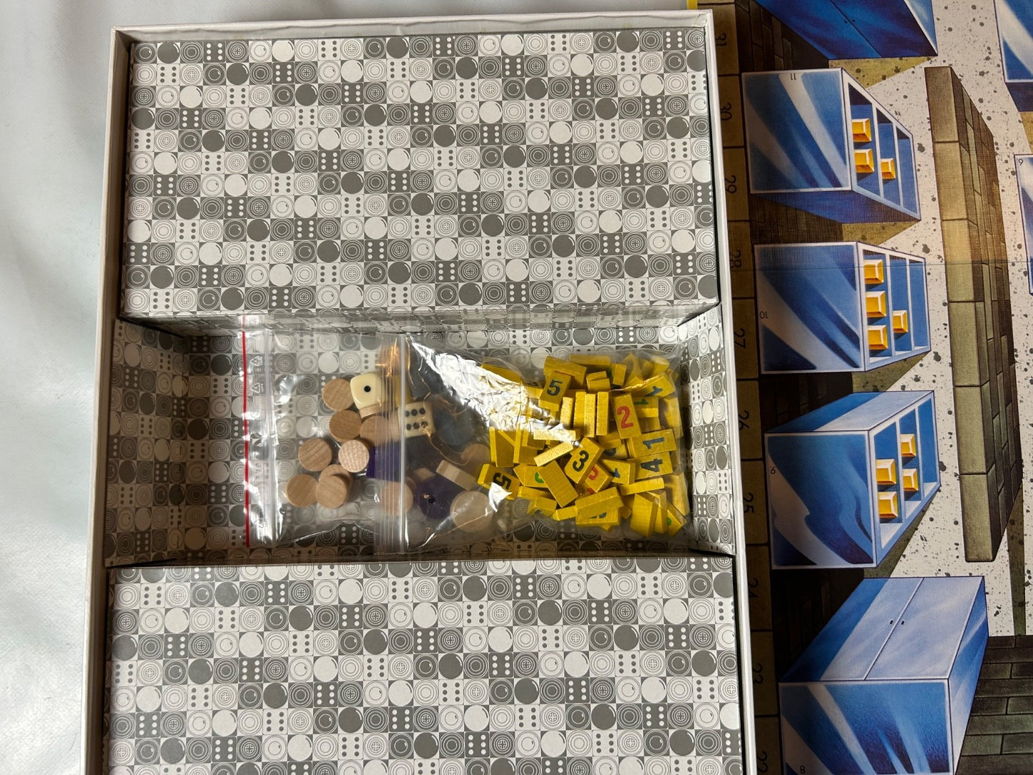 Detailfoto 9 – SKU A11568 – Gesellschaftsspiel gebraucht bei Brettspielimperium